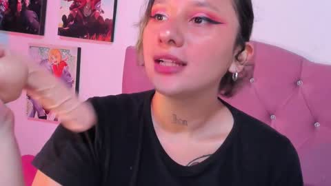 MILA  online show from 09-22-25, 05:15