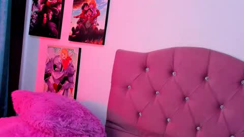 MILA  online show from 11-11-25, 06:30