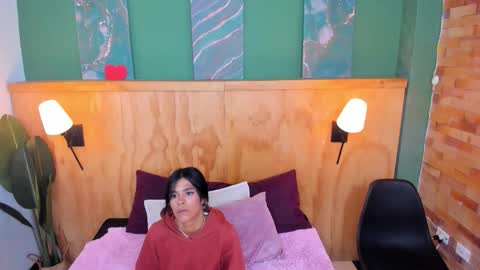 Mila and samy online show from 12-04-25, 12:03