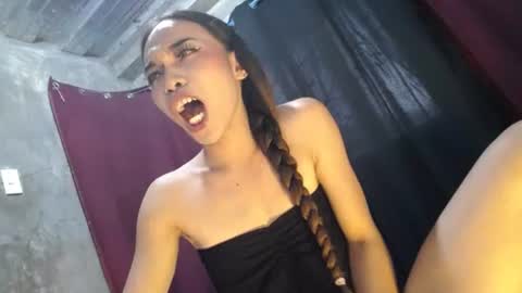 Snapshot of mila_seductressxx chatting on 06-19-26, 01:21 mila_seductressxx online show from 06-19-26, 01:21