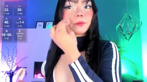 Snapshot of mila_shay chatting on 09-18-25, 11:23 Mila online show from 09-18-25, 11:23