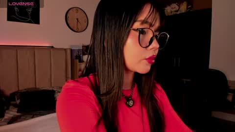 Snapshot of mila_shay chatting on 07-10-26, 12:30 Mila online show from 07-10-26, 12:30