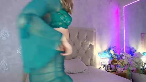 Snapshot of mila_smirnovavk chatting on 07-03-26, 03:46 MILA online show from 07-03-26, 03:46