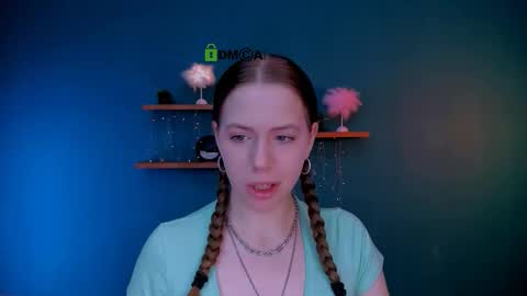 mila_sun__ online show from 02-07-26, 08:29