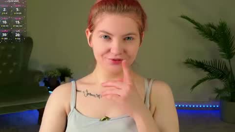 Snapshot of mila_taylorrr chatting on 06-13-26, 04:49 Lisa online show from 06-13-26, 04:49