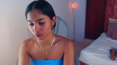 Snapshot of milaa_star chatting on 09-23-25, 04:04 milaa_star online show from 09-23-25, 04:04