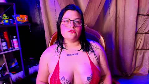 Snapshot of milaanddalia chatting on 11-24-25, 08:58 Milaanddalia online show from 11-24-25, 08:58