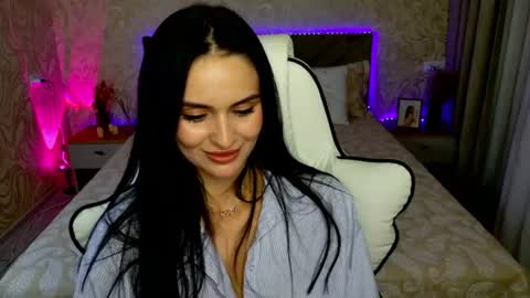 Snapshot of milaasweety chatting on 07-03-26, 08:15 Mila online show from 07-03-26, 08:15
