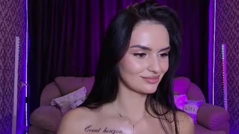 Snapshot of milaasweety chatting on 08-06-26, 01:24 Mila online show from 08-06-26, 01:24
