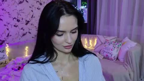 Snapshot of milaasweety chatting on 08-07-26, 08:33 Mila online show from 08-07-26, 08:33