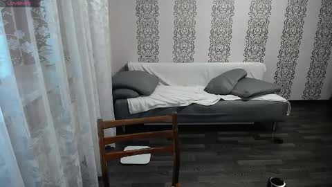 Snapshot of milabrenda chatting on 04-07-26, 12:00 Mila online show from 04-07-26, 12:00