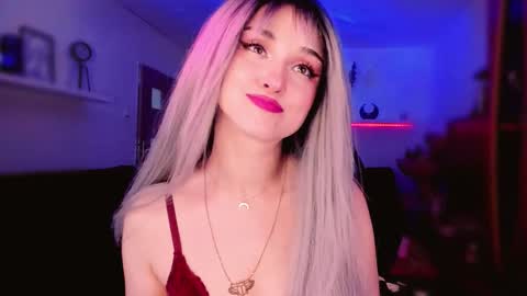 MiladyJolie online show from 05-11-26, 12:33