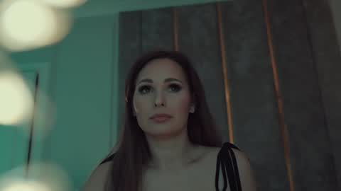        online show from 11-25-25, 05:46