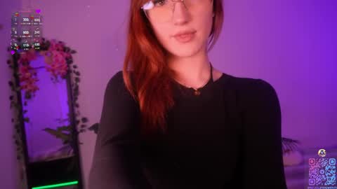 Snapshot of milaflameee_ chatting on 05-25-26, 03:40 Mila . online show from 05-25-26, 03:40