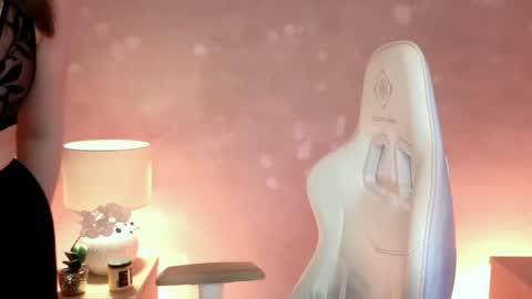 Mila Fleur online show from 06-03-26, 02:33