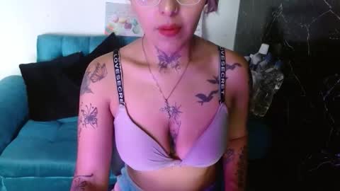 Snapshot of milafuckass chatting on 10-20-25, 06:41 milafuckass online show from 10-20-25, 06:41