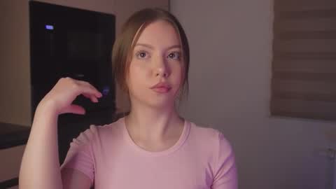 Snapshot of milaice chatting on 03-14-26, 03:17 Mila online show from 03-14-26, 03:17