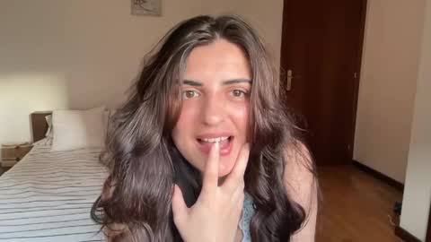 Snapshot of milalifa chatting on 05-12-26, 06:49 milalifa online show from 05-12-26, 06:49