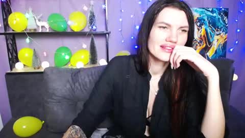 Snapshot of milaloona chatting on 01-13-25, 01:39 Milaloona online show from 01-13-25, 01:39