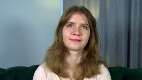 Mila online show from 04-12-26, 06:29