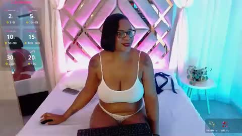 Snapshot of milamonroexx chatting on 07-11-26, 02:36 MilaMonroeXX online show from 07-11-26, 02:36
