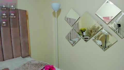 Snapshot of milan_ebony chatting on 11-22-25, 11:42 Milan online show from 11-22-25, 11:42