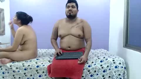 milan and sofia online show from 11-19-25, 01:38