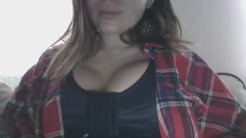 Snapshot of milana5551 chatting on 12-19-24, 09:40 milana online show from 12-19-24, 09:40