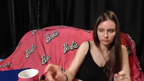 Snapshot of milana696969 chatting on 11-06-25, 04:52 MilAna online show from 11-06-25, 04:52