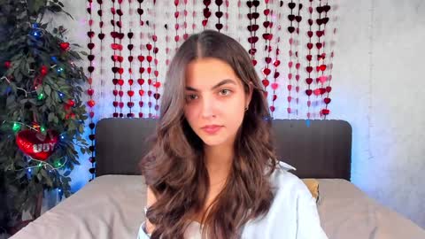 Snapshot of milana_crystal_ chatting on 02-06-25, 11:21 Milana online show from 02-06-25, 11:21