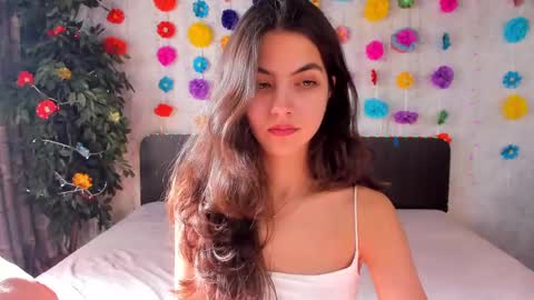 Snapshot of milana_crystal_ chatting on 03-09-25, 11:25 Milana online show from 03-09-25, 11:25