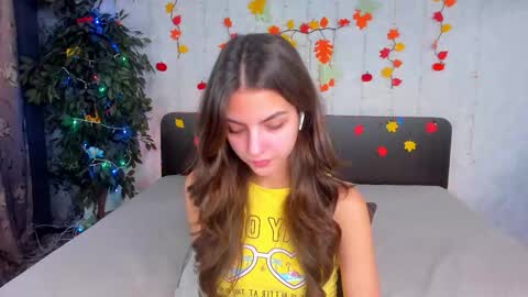 Snapshot of milana_crystal_ chatting on 11-10-25, 08:13 Milana online show from 11-10-25, 08:13