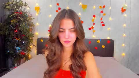 Snapshot of milana_crystal_ chatting on 11-24-25, 08:03 Milana online show from 11-24-25, 08:03