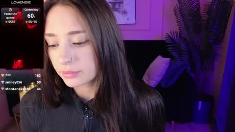 Snapshot of milana_sugar chatting on 12-20-24, 03:36 Milana online show from 12-20-24, 03:36