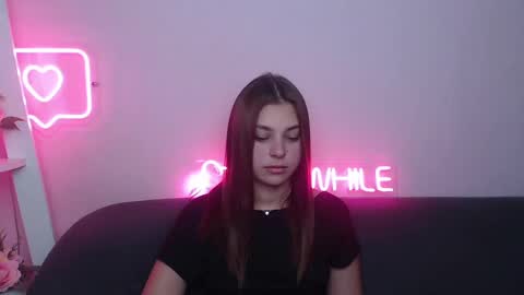 milanaangelas online show from 02-10-25, 10:53