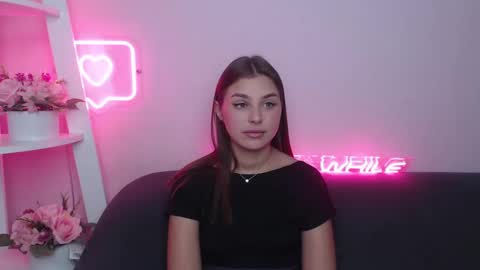 milanaangelas online show from 02-11-25, 05:58