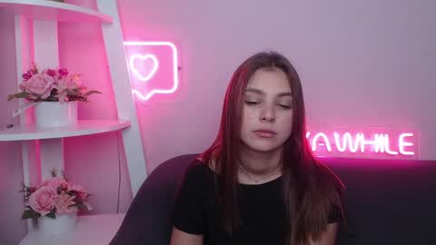 milanaangelas online show from 02-17-25, 11:44