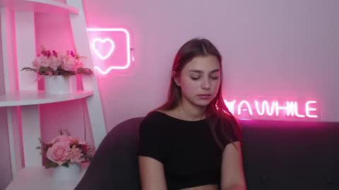 milanaangelas online show from 02-23-25, 11:55