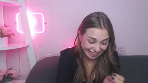 milanaangelas online show from 09-15-25, 12:49