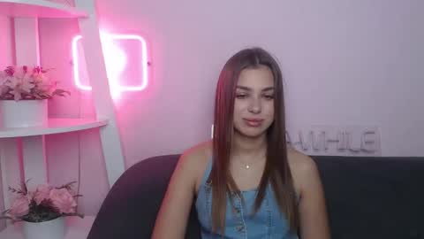 milanaangelas online show from 11-03-25, 05:42