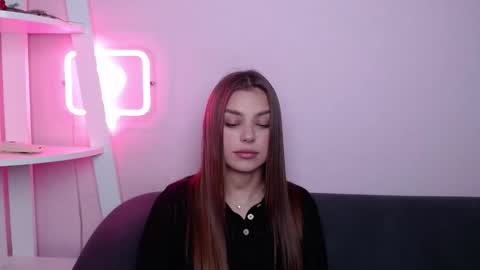 milanaangelas online show from 03-06-26, 06:10