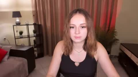 Snapshot of milanabells chatting on 07-19-26, 03:05 MilanaBells online show from 07-19-26, 03:05