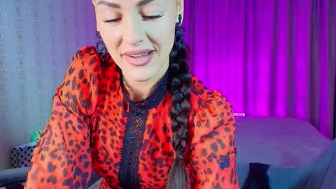 Milana online show from 04-17-26, 11:57