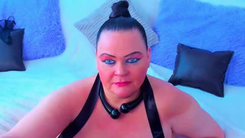 Snapshot of milanabiegert chatting on 03-01-25, 10:34 Lana online show from 03-01-25, 10:34