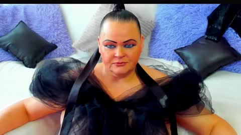 Snapshot of milanabiegert chatting on 06-05-26, 08:42 Lana online show from 06-05-26, 08:42