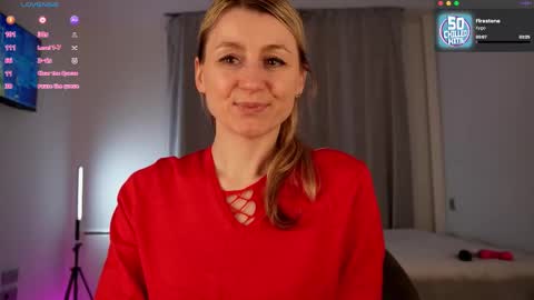 Snapshot of milanacamgirl chatting on 12-04-25, 01:48 Milana online show from 12-04-25, 01:48