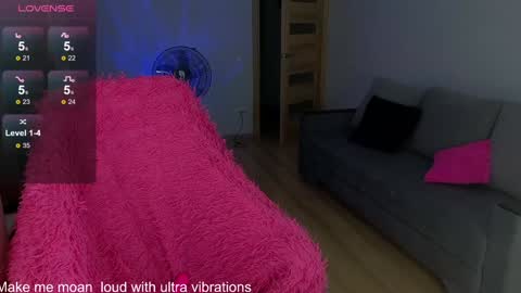 Lana online show from 12-07-24, 01:03