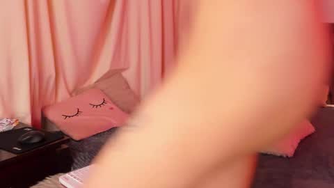 Milana online show from 04-17-26, 06:05