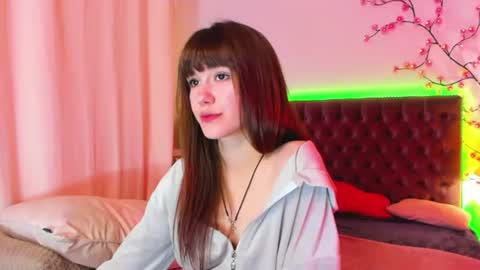 Milana online show from 07-16-26, 05:13