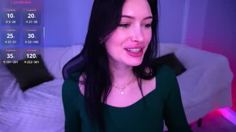 Snapshot of milanamusee chatting on 11-27-25, 02:30 Milana online show from 11-27-25, 02:30